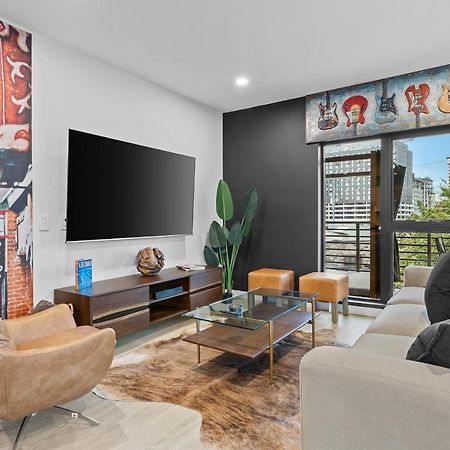 Apartamento Skyline View, Pool, Gym, Balcony'S, Walk To Bway! Nashville Exterior foto